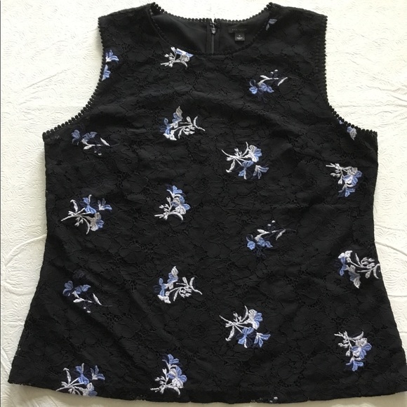 Lace embroidered sleeveless top - Picture 1 of 4